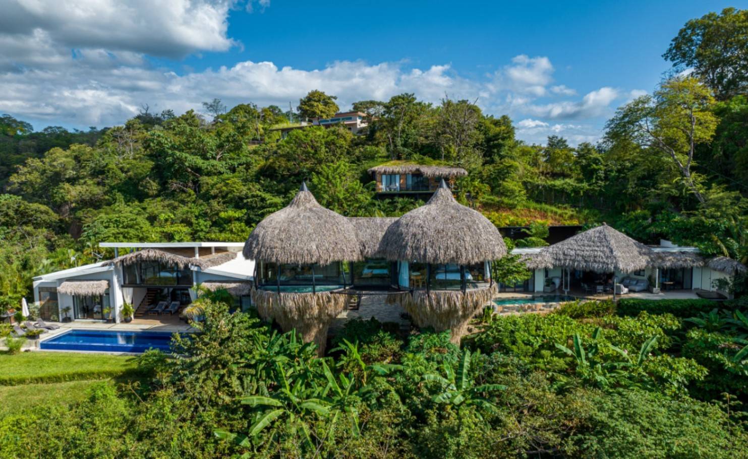 Villa Cocoon: A Tropical Oasis with Ocean Views & Income Potential – Your Costa Rican Dream Awaits! Guanacaste, Costa Rica