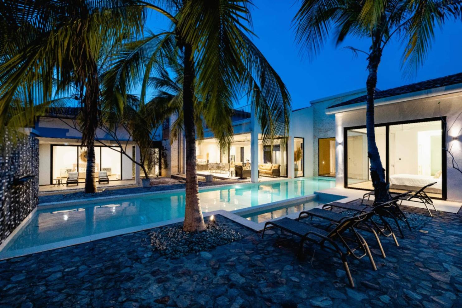 Casa Flor Blanca – 5BDR Luxury Estate in Reserva de Golf, Hacienda Pinilla, Guanacaste, Costa Rica