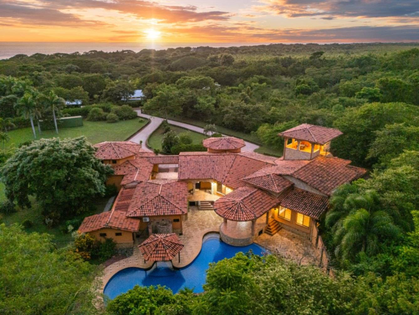 Hacienda Cocobolo - Titled Beach Estate on 3.7 Acres Near Playa Junquillal, Guanacaste, Costa Rica