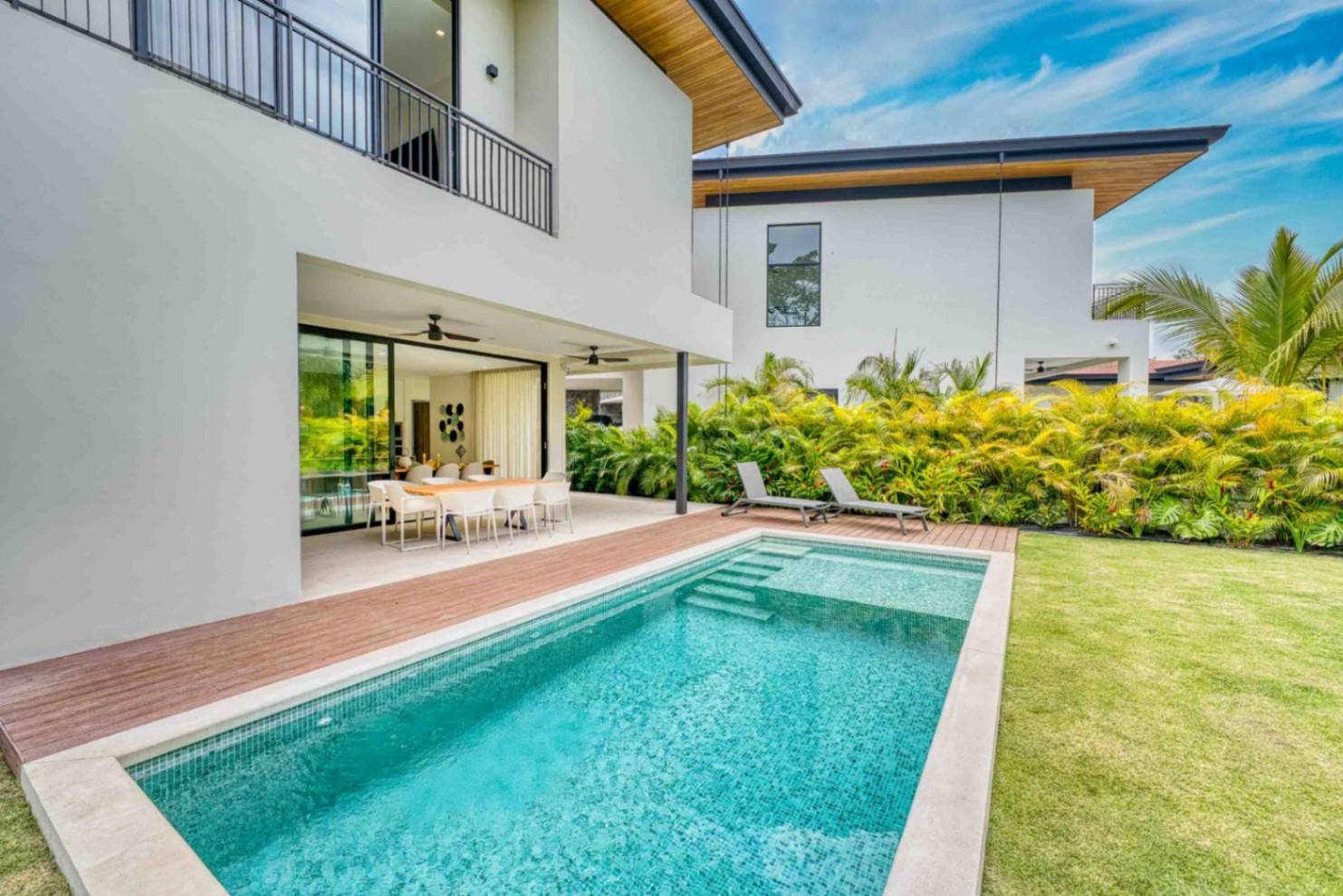 Bosques 13 - Sophisticated Coastal Residence in Bosques de Pinilla, Guanacaste, Costa Rica