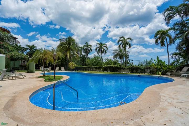 Monte Perla 13 - Furnished Walk-to-Beach Villa Near Tamarindo, Guanacaste, Costa Rica