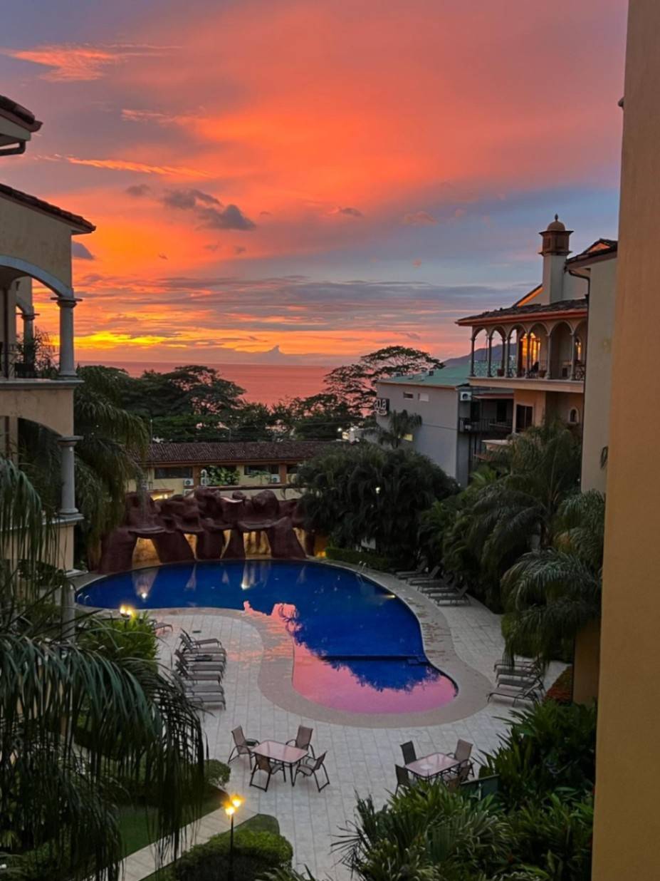 Oceanview Condo 19  in Sunrise Residences -  Walk to Tamarindo Beach, Playa Tamarindo, Guanacaste, Costa Rica