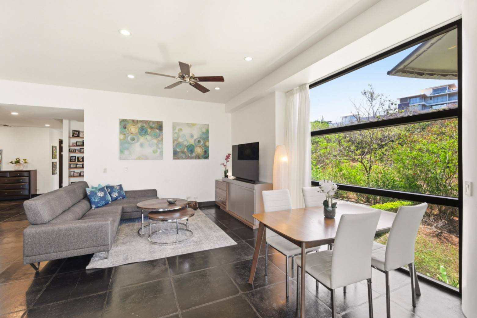 La Perla 113 - Prime Walkable Tamarindo Condo with Private Terrace, Playa Tamarindo, Guanacaste, Costa Rica