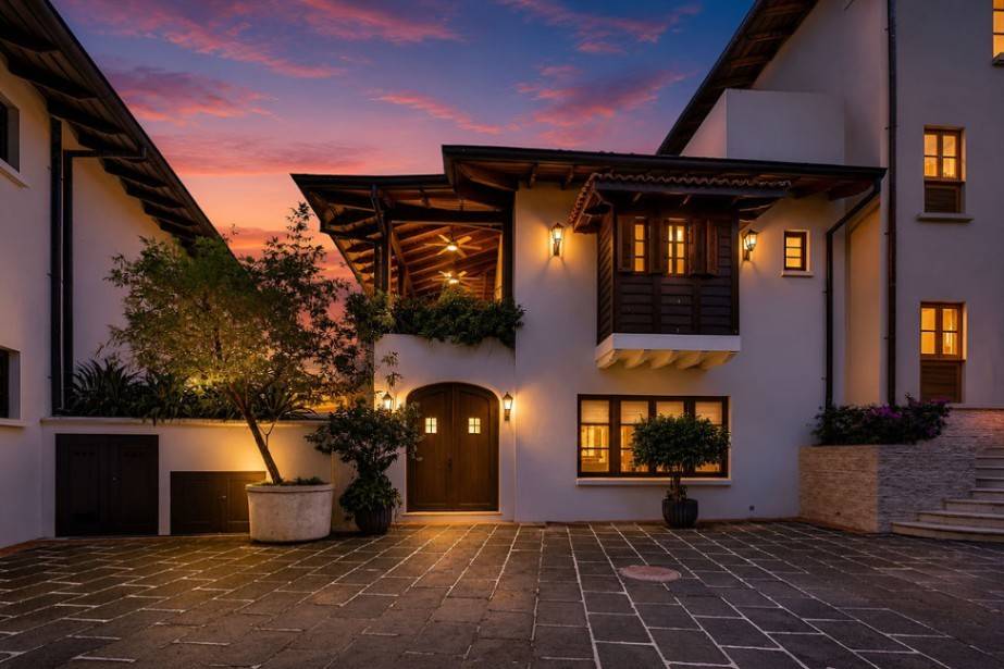 16 Calle La Ronda - Renovated Luxury Home Steps from Playa Danta, Las Catalinas, Guanacaste, Costa Rica