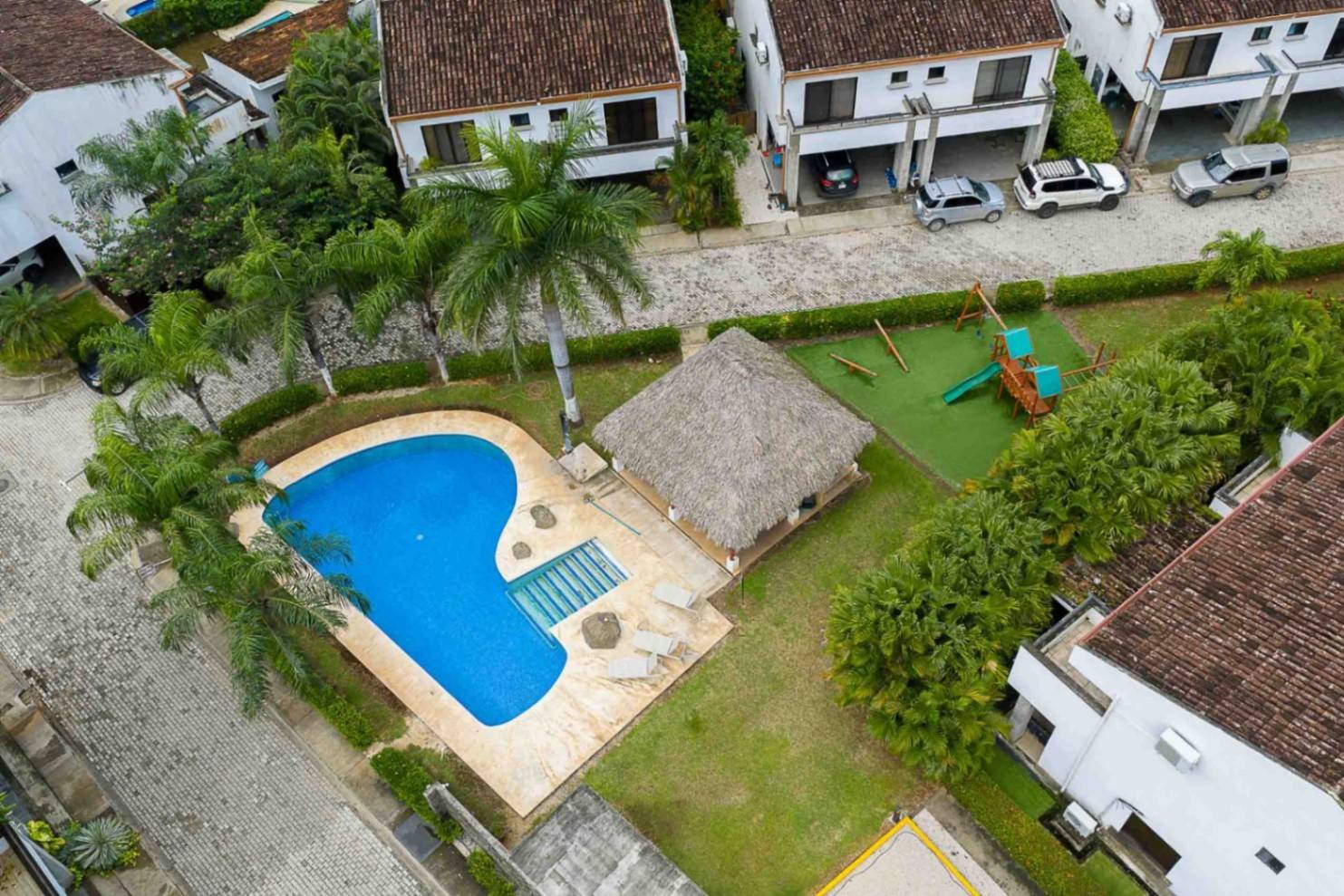 El Sandal 9- 3 Bed Town Home, 10 Min to Tamarindo Beach, Guanacaste, Costa Rica