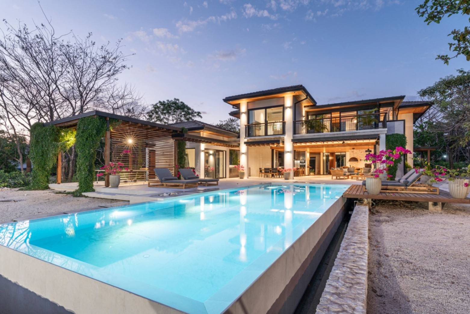 Villa Solana - Beachside Luxury in Hacienda Pinilla, Guanacaste, Costa Rica