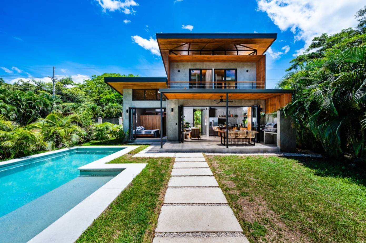 Casa Paraiso - Luxury Modern Pool Home in Tamarindo Gated Community – Walk to Town & Beach, Tamarindo, Guanacaste, Costa Rica