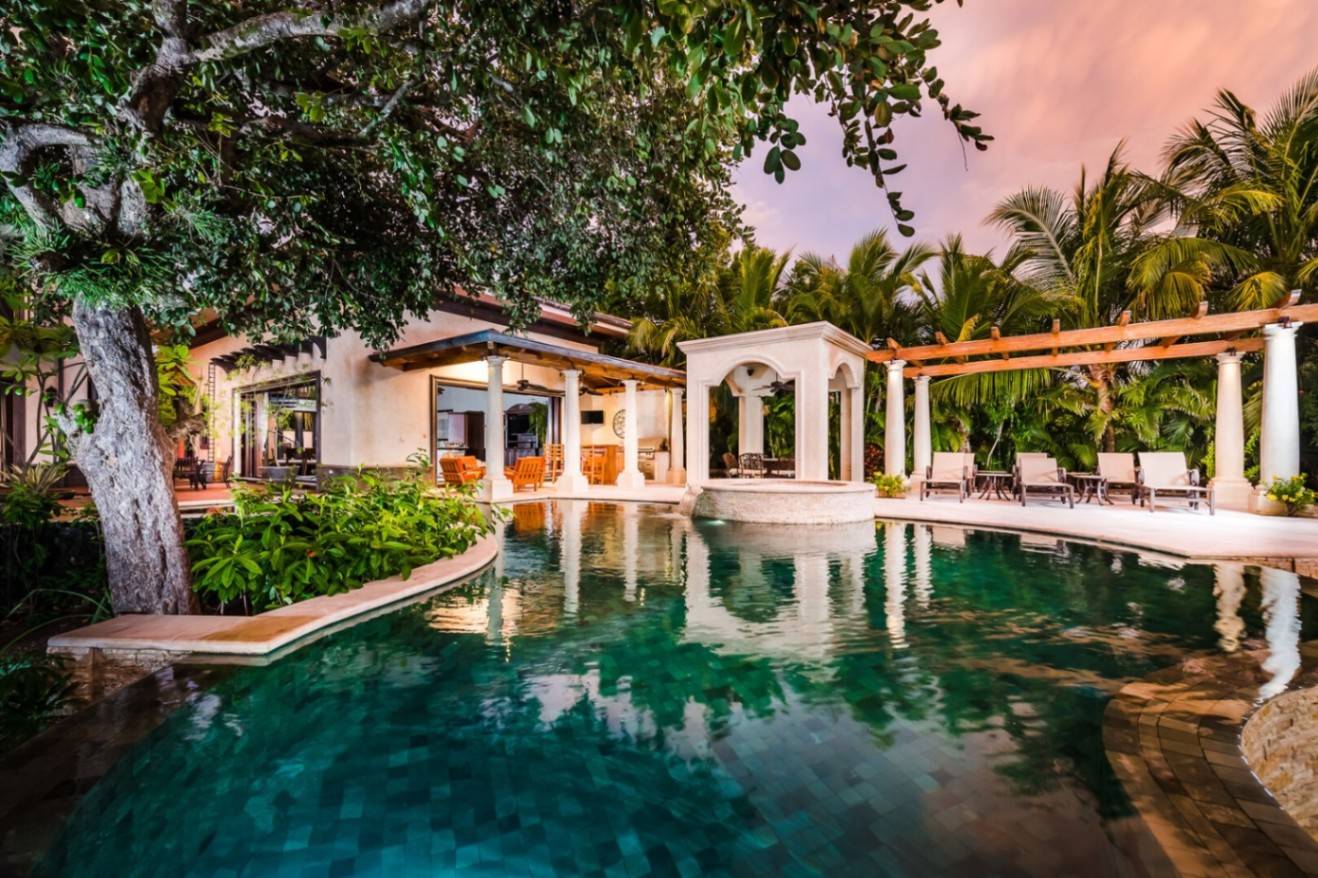 Villa Serena – Beachfront Luxury Retreat with Resort-Style Amenities, Hacienda Pinilla, Guanacaste, Costa Rica