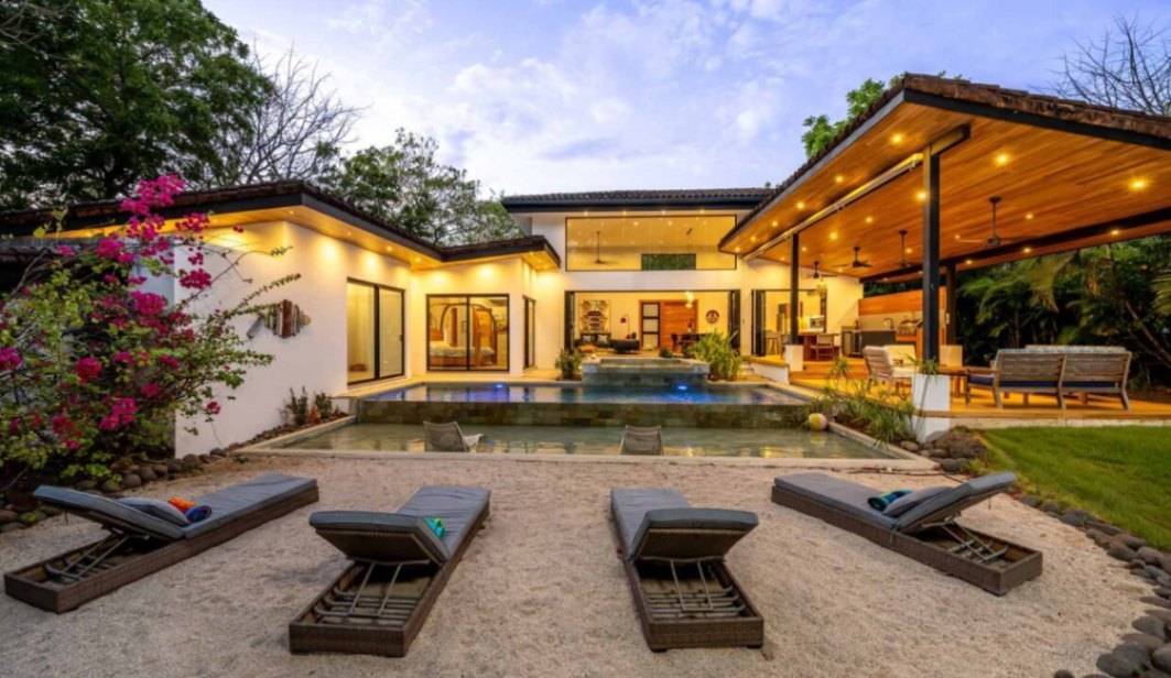Casa Rebecca – Refined Beachside Luxury in Las Golondrinas, Hacienda Pinilla, Guanacaste, Costa Rica
