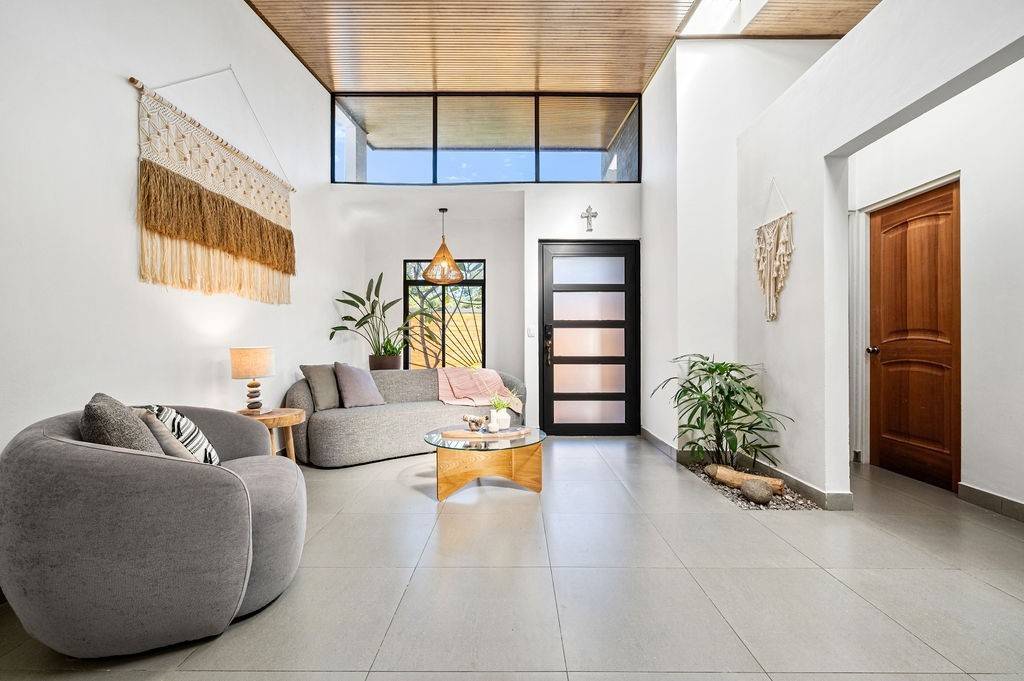  Casa Bamboo - Modern Turnkey 3-Bedroom Home in the Heart of Costa Rica’s Gold Coast